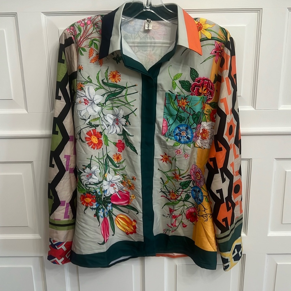 Floral/geometric peint blouse